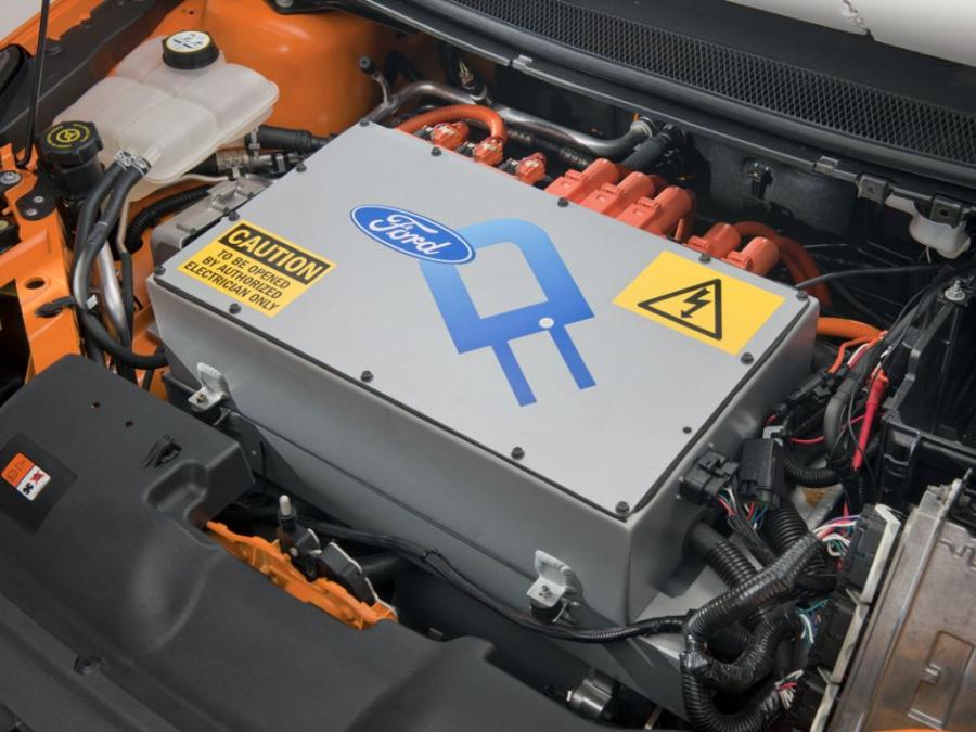  Ford Focus ST BEV Concept 2009 года  (фото 3 из 6)